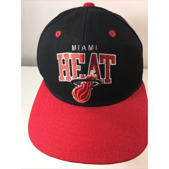 NBA Miami Heat Mitchell & Ness Hardwood Classics Snapback Cap Hat Red / Black - Picture 1 of 12
